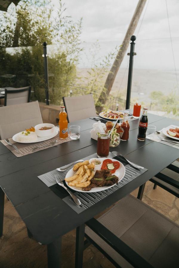 Saab Royale Resort Kajiado ภายนอก รูปภาพ