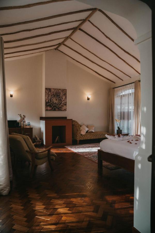 Saab Royale Resort Kajiado ภายนอก รูปภาพ