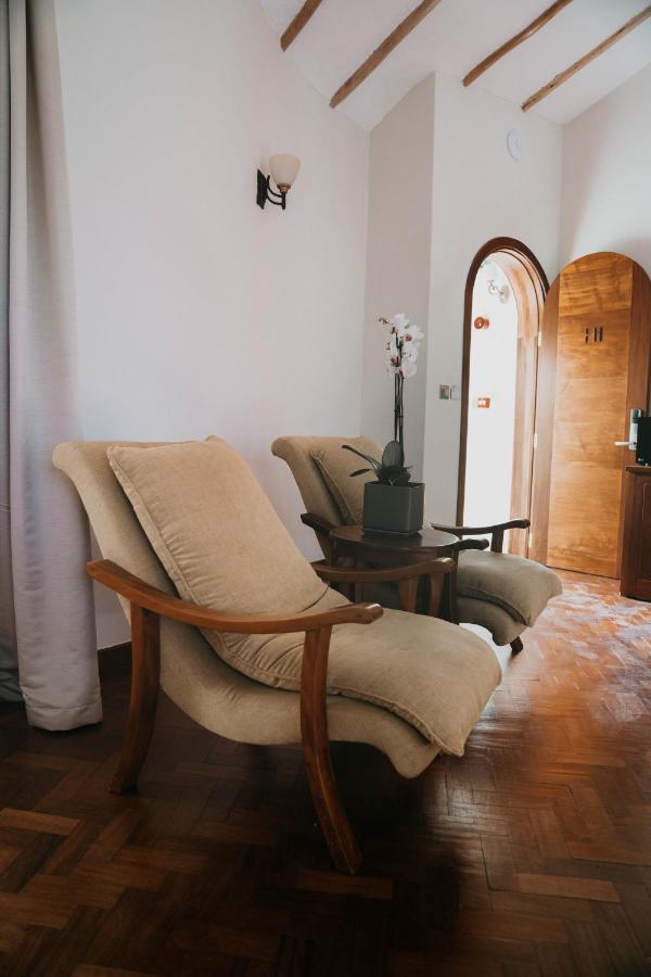 Saab Royale Resort Kajiado ภายนอก รูปภาพ