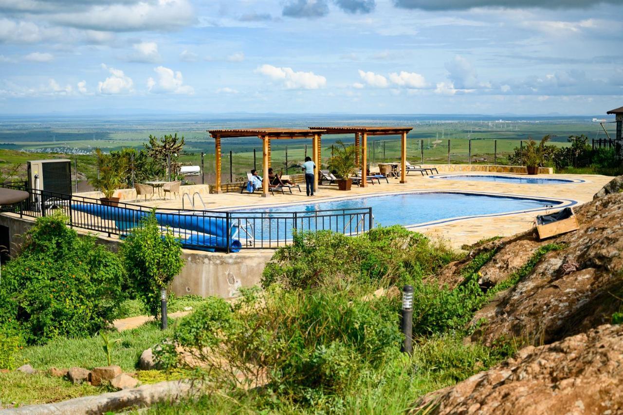 Saab Royale Resort Kajiado ภายนอก รูปภาพ